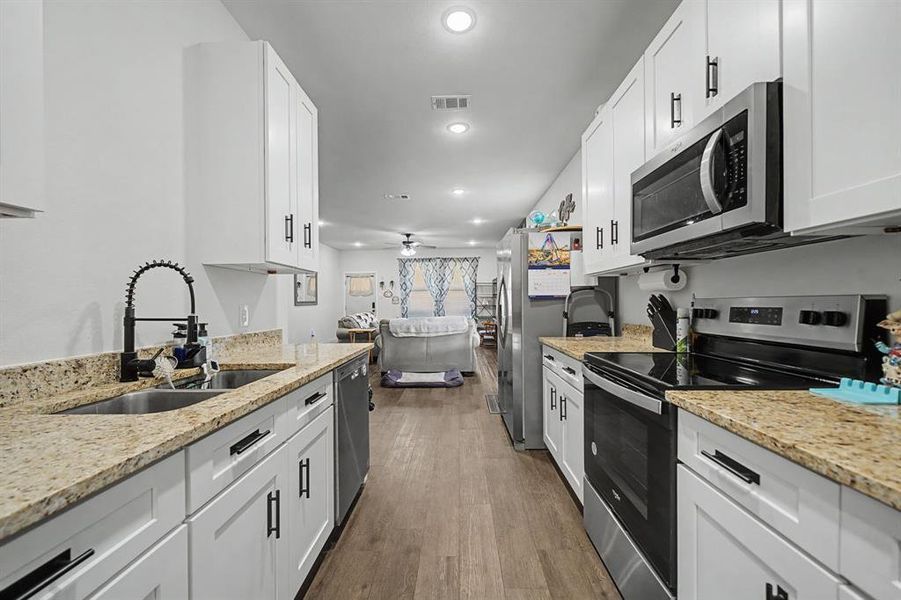 Furnished interior view inside a new home in , Malakoff (Image 6).