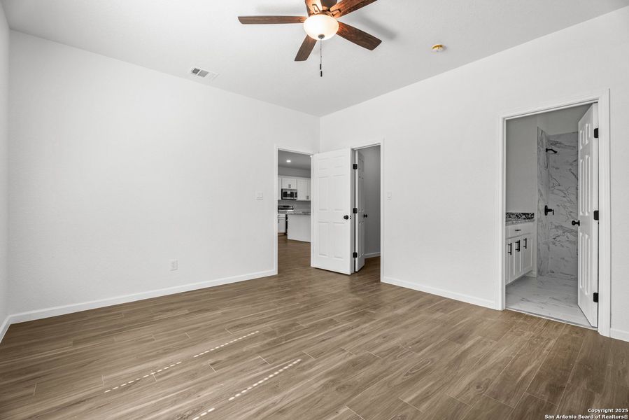 Spacious, unfurnished interior of a new home in , Canyon Lake (Image 16). Spacious, unfurnished interior of a new home in , Canyon Lake (Image 16).