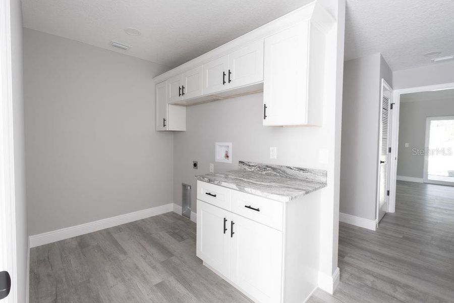 Furnished interior view inside a new home in , Citrus Springs (Image 13).