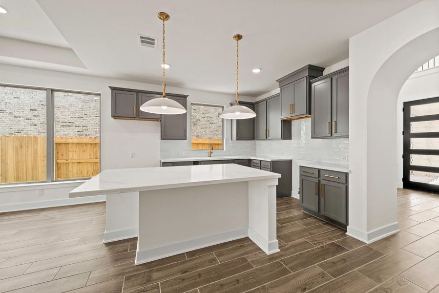 Representative image. Features, specifications, selections and colors may vary. Representative image. Features, specifications, selections and colors may vary.