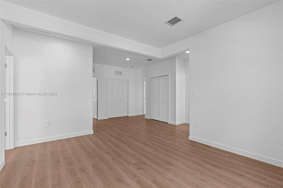 Spacious, unfurnished interior of a new home in , Homestead (Image 12).