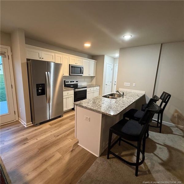 Eat-in-kitchen