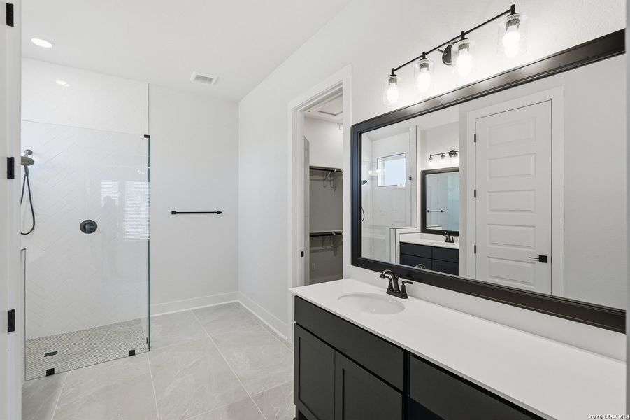 Furnished interior view inside a new home in Sienna Lakes, San Antonio (Image 11).
