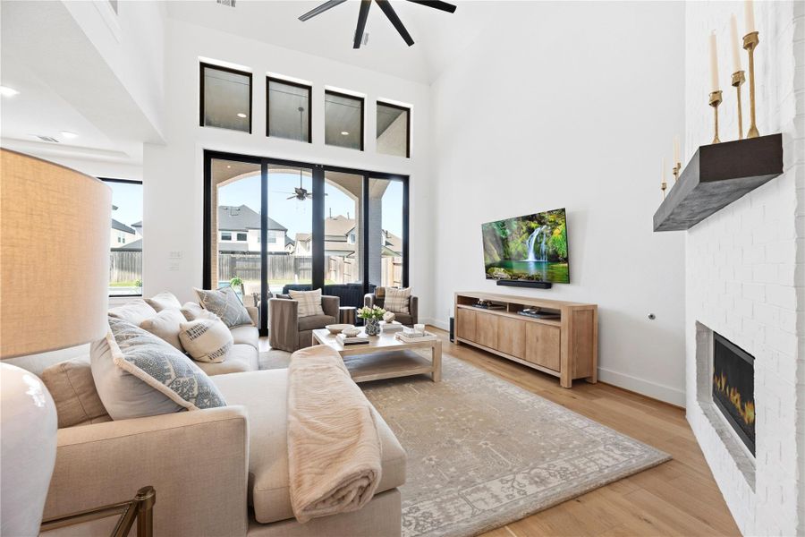 Furnished interior view inside a new home in Sienna, Missouri City (Image 5).