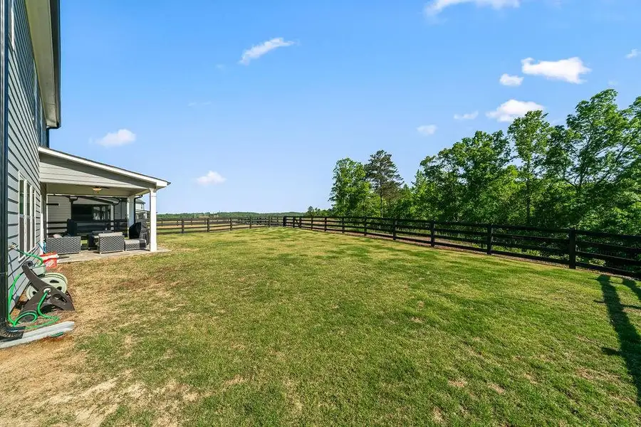 Exterior details and patio area of a home in , Dallas (Image 31).