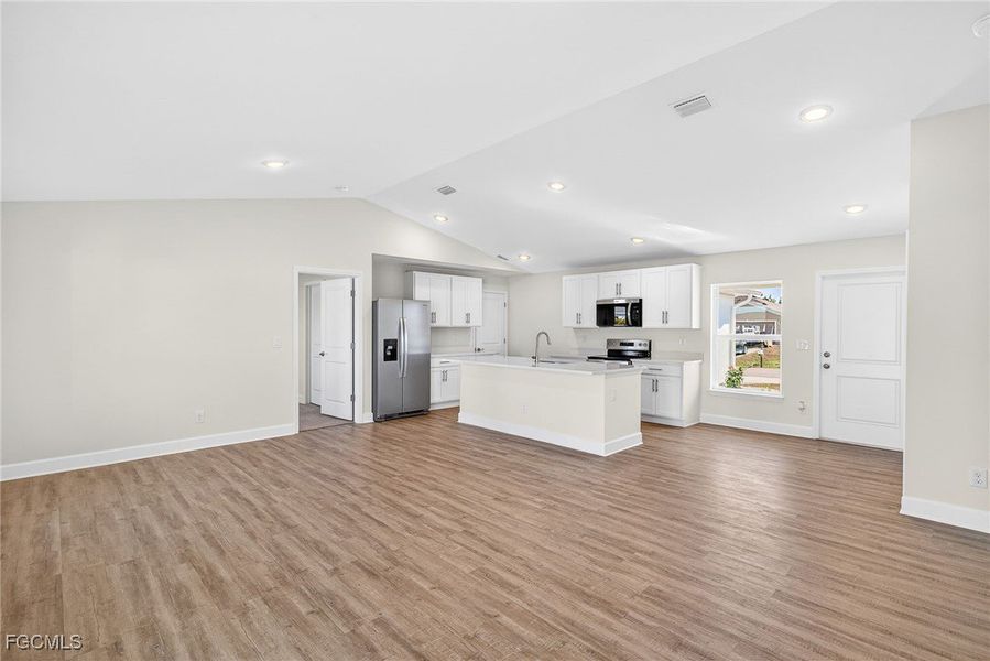 Image 24 of a home in Cape Coral. Image 24 of a home in Cape Coral.