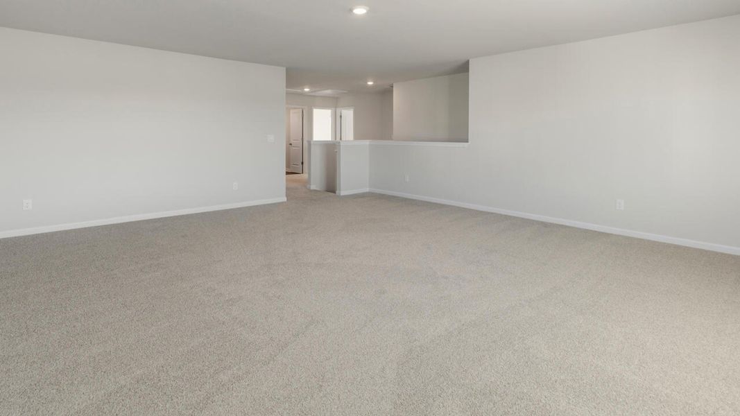 Spacious, unfurnished interior of a new home in The Preserve at Tidewater, Sneads Ferry (Image 30).