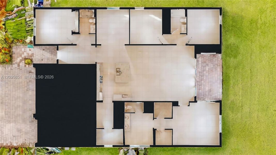 2D floor plan layout of this home in , Homestead, FL (Image 6).