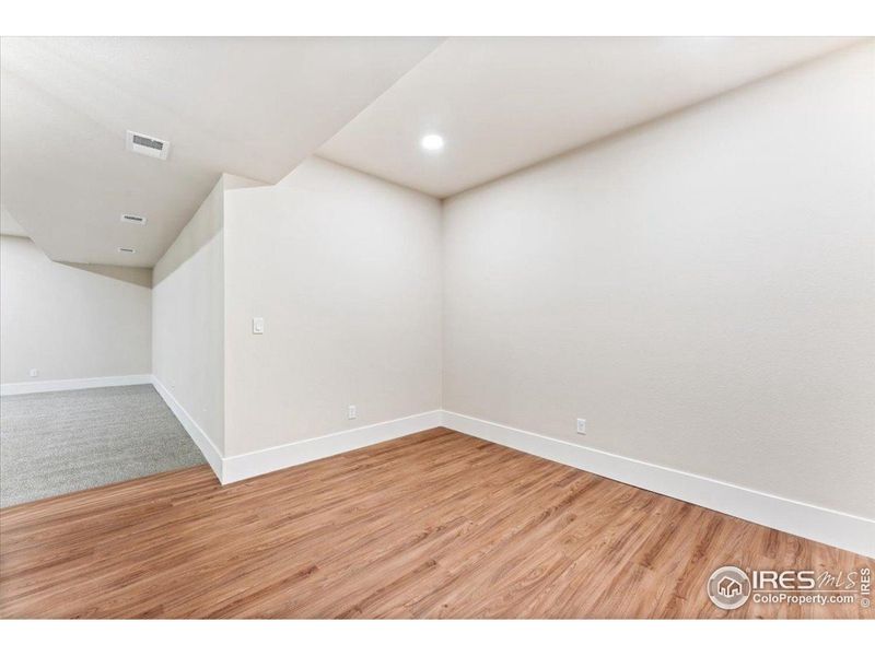 Spacious, unfurnished interior of a new home in , Berthoud (Image 24).