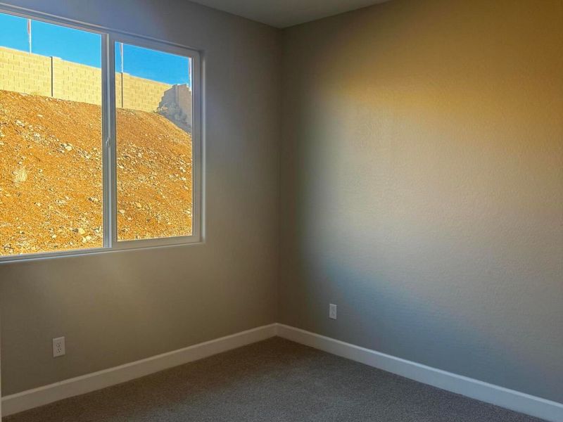 Spacious, unfurnished interior of a new home in Morningstar, Prescott Valley (Image 20).