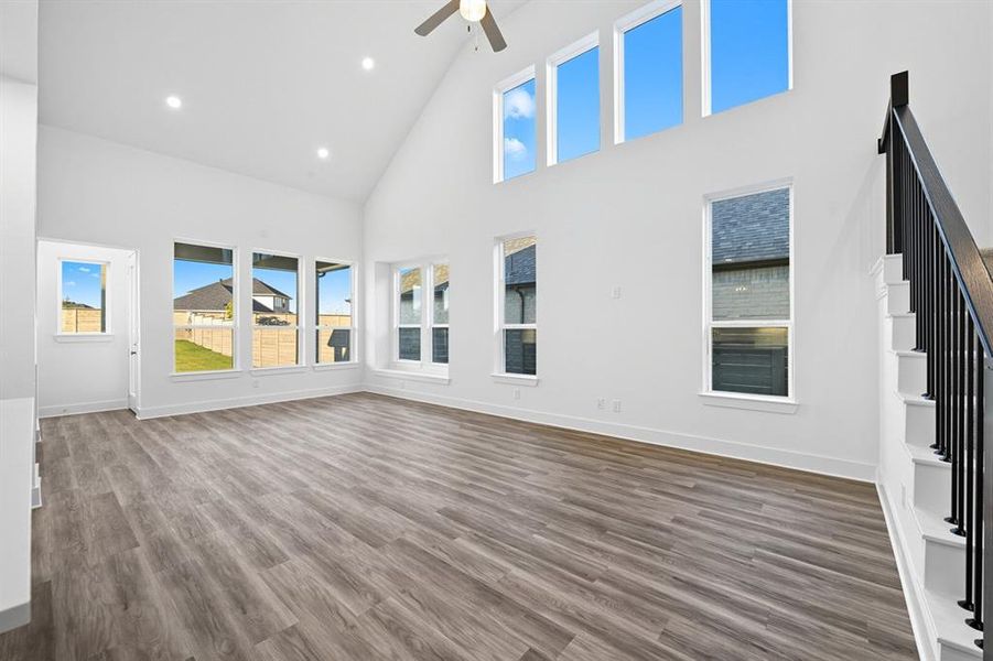 Spacious, unfurnished interior of a new home in Treeline, Justin (Image 20). Spacious, unfurnished interior of a new home in Treeline, Justin (Image 20).