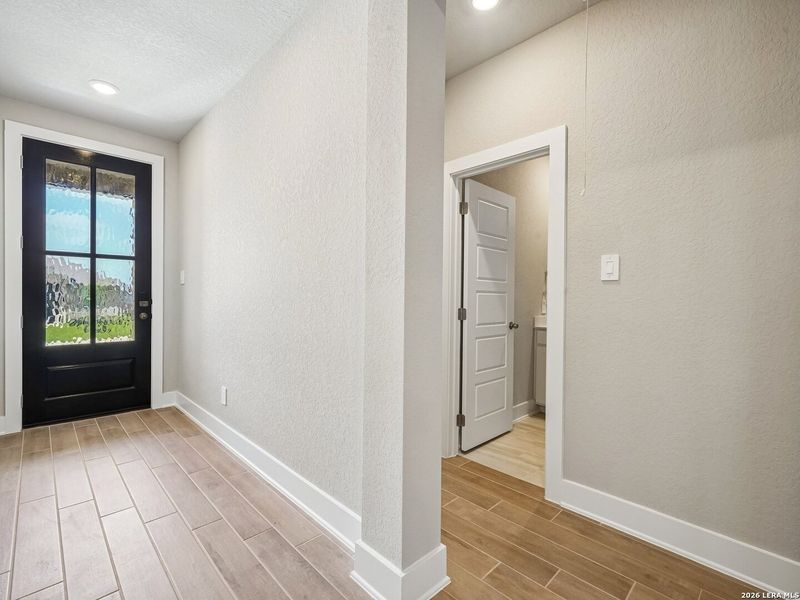 Spacious, unfurnished interior of a new home in Stetson Ridge, Marion (Image 10).
