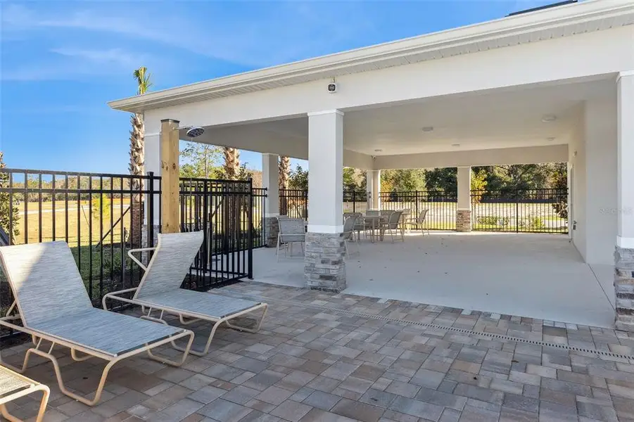 Exterior details and patio area of a home in , Daytona Beach (Image 2).