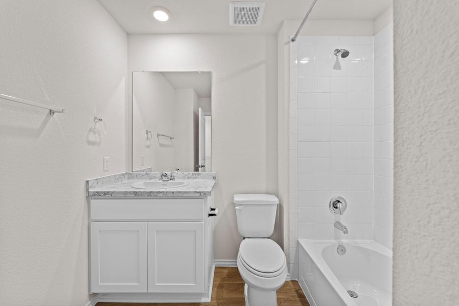 Furnished interior view inside a new home in Bollinger, Maxwell (Image 4).