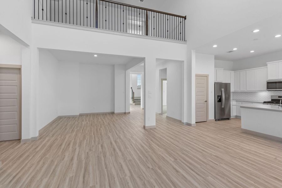 *REPRESENTATIVE PHOTO - FINISHES MAY VARY*