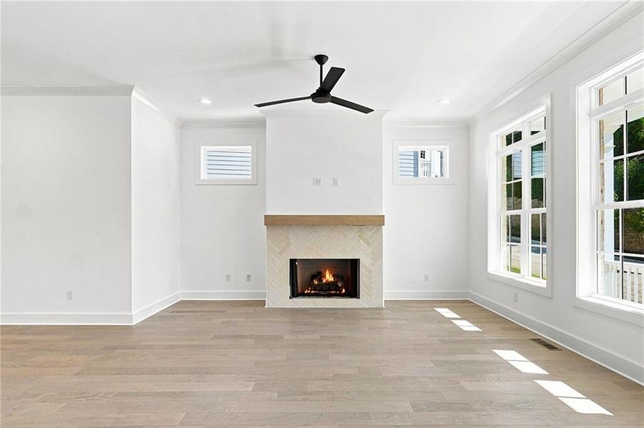 Spacious, unfurnished interior of a new home in Parkside Roswell, Roswell (Image 32).