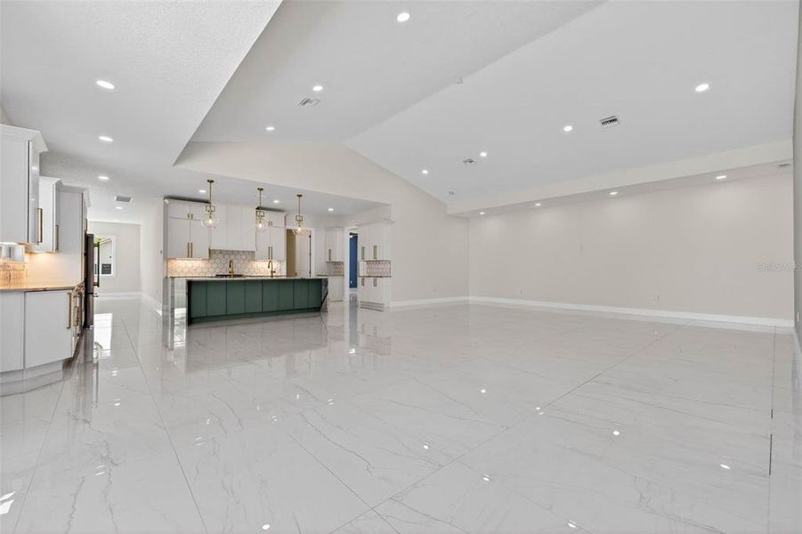 Spacious, unfurnished interior of a new home in , Largo (Image 27). Spacious, unfurnished interior of a new home in , Largo (Image 27).