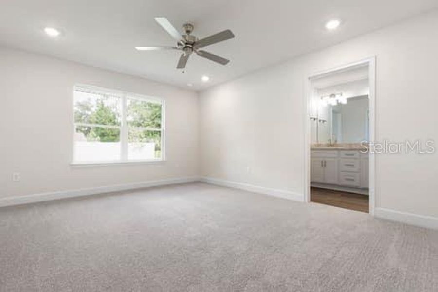Spacious, unfurnished interior of a new home in Palm Coast, Palm Coast (Image 11).