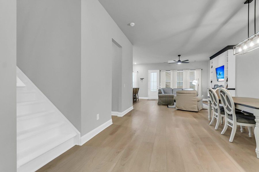 Spacious, unfurnished interior of a new home in , Summerville (Image 20).