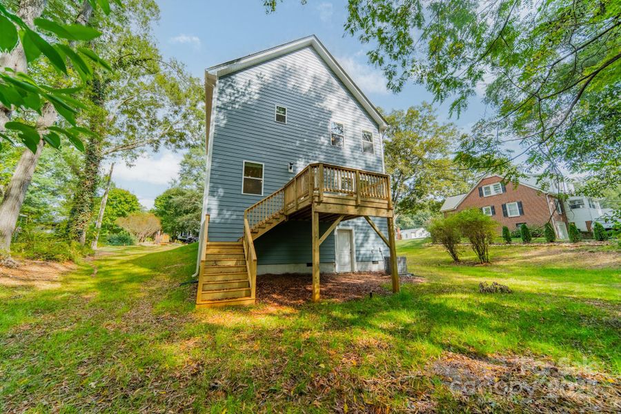 Image 23 of a home in . Image 23 of a home in .