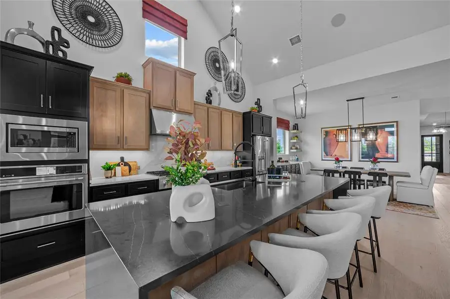 Furnished interior view inside a new home in South Pointe Manor Series, Mansfield (Image 11). Furnished interior view inside a new home in South Pointe Manor Series, Mansfield (Image 11).