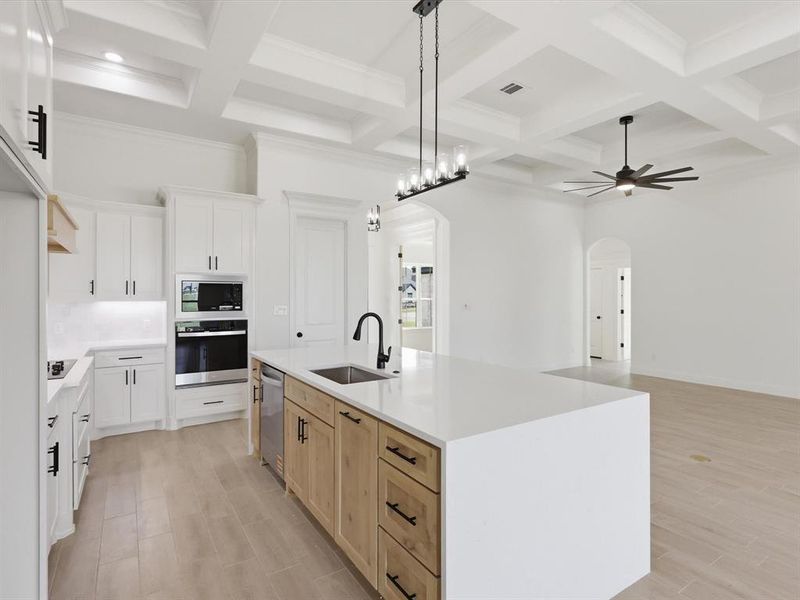 Furnished interior view inside a new home in , Weatherford (Image 10).