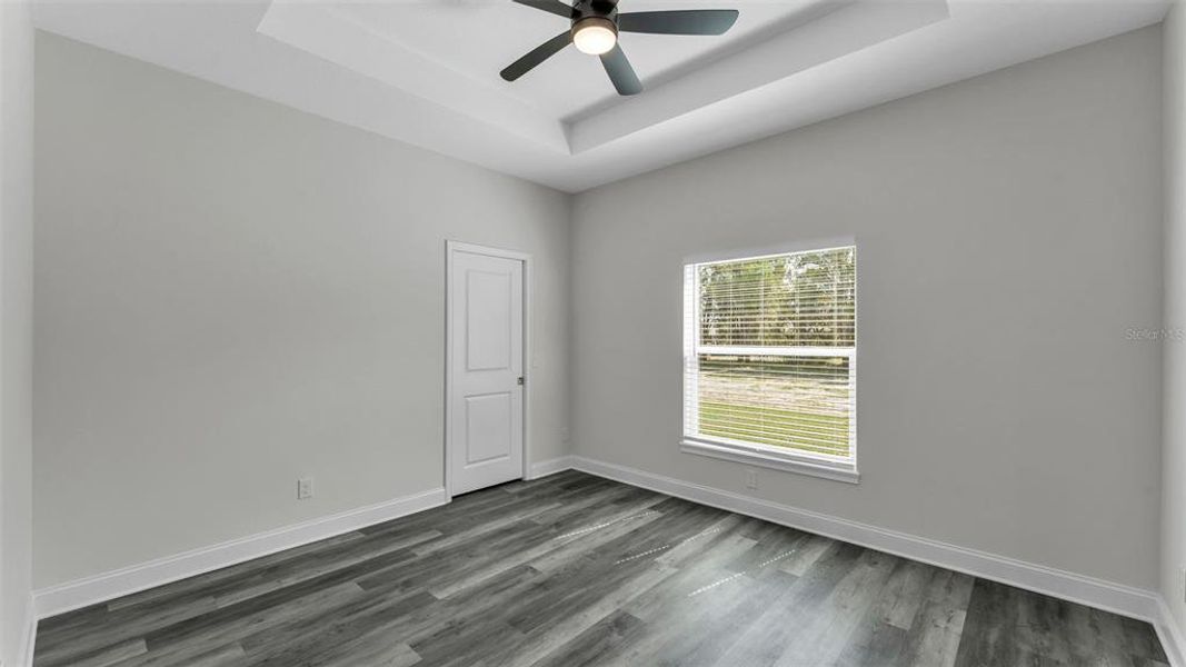 Spacious, unfurnished interior of a new home in , Winter Haven (Image 17).