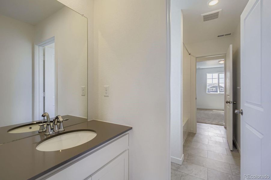 Furnished interior view inside a new home in Ledge Rock: The Monarch Collection, Johnstown (Image 5).