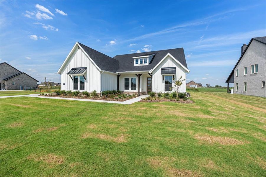 Exterior details and patio area of a home in Rocky Top, Krum (Image 20). Exterior details and patio area of a home in Rocky Top, Krum (Image 20).