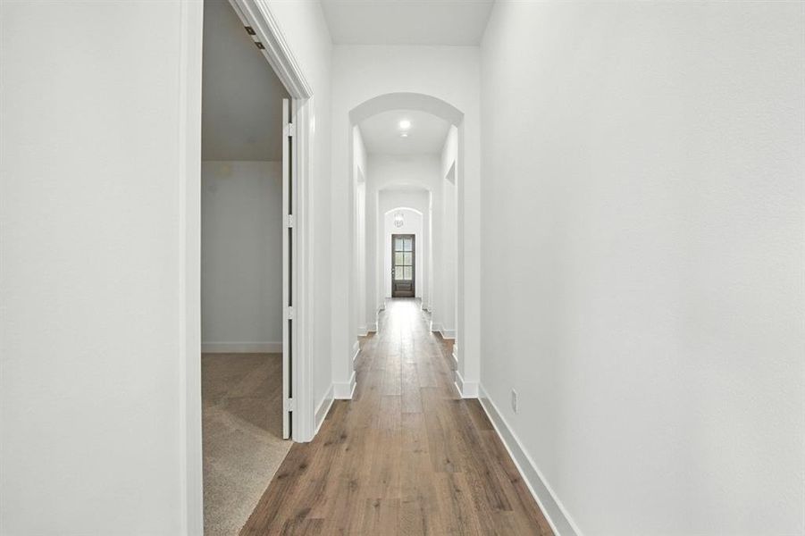 Spacious, unfurnished interior of a new home in Treeline, Justin (Image 17).