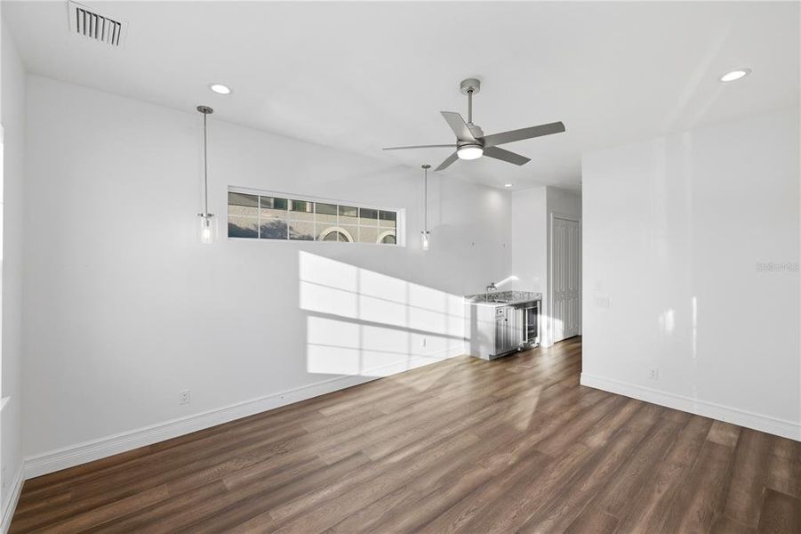 Spacious, unfurnished interior of a new home in , Punta Gorda (Image 42). Spacious, unfurnished interior of a new home in , Punta Gorda (Image 42).