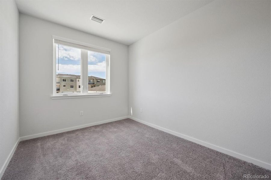 Spacious, unfurnished interior of a new home in Condo Collection at Grand Vue at Interlocken, Broomfield (Image 16).