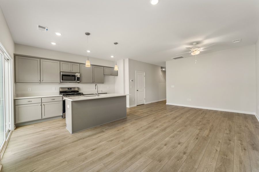 Image 23 of a home in Edwards Station.