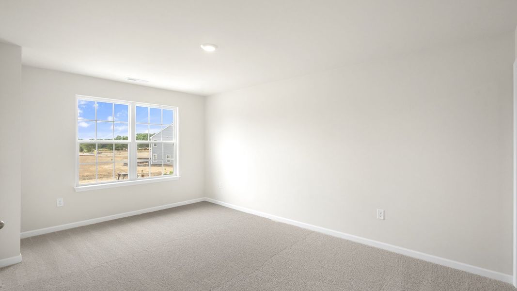 Spacious, unfurnished interior of a new home in Clock Road Townhomes, New Bern (Image 25).
