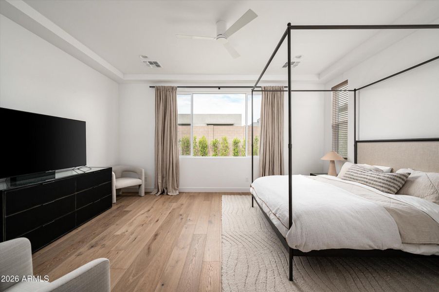 18-5724EMouraDr-18 18-5724EMouraDr-18