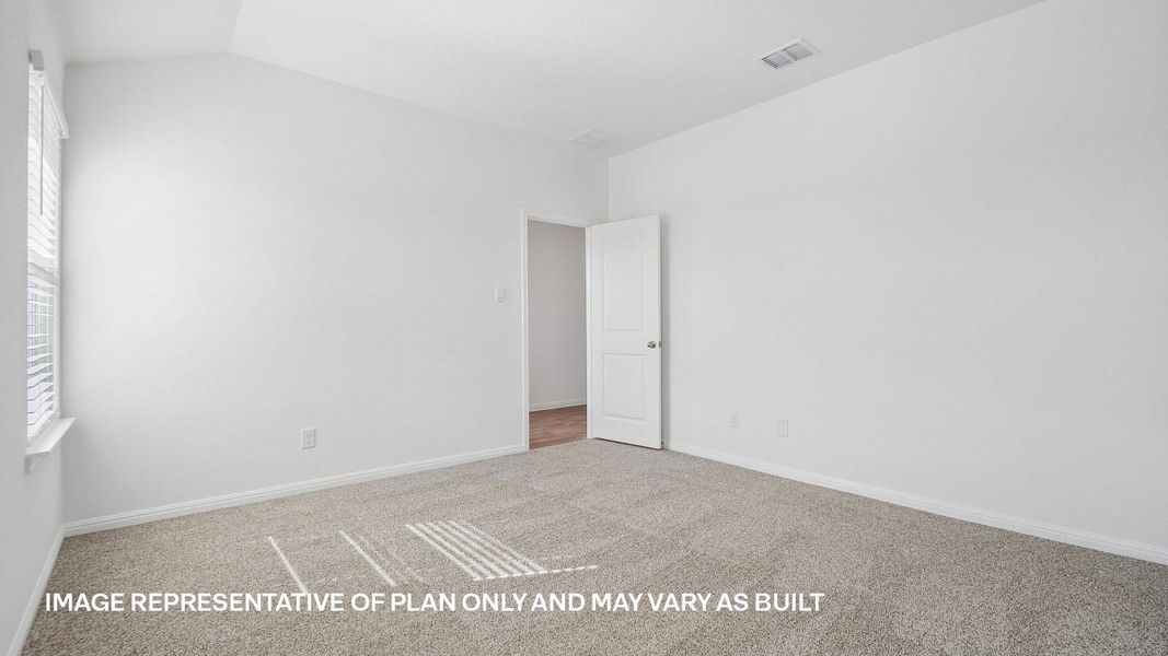 Spacious, unfurnished interior of a new home in Southgrove, Kyle (Image 17).