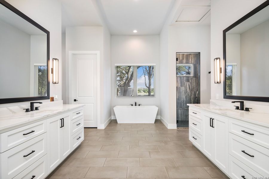 Furnished interior view inside a new home in , Bulverde (Image 9).