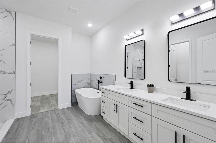 Furnished interior view inside a new home in , Punta Gorda (Image 4).