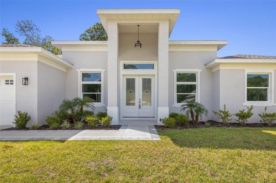 Exterior details and patio area of a home in , Palm Coast (Image 27).