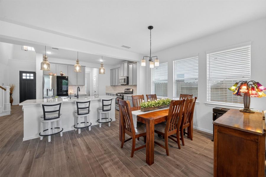 Furnished interior view inside a new home in The Commons at Sedona, League City (Image 11). Furnished interior view inside a new home in The Commons at Sedona, League City (Image 11).