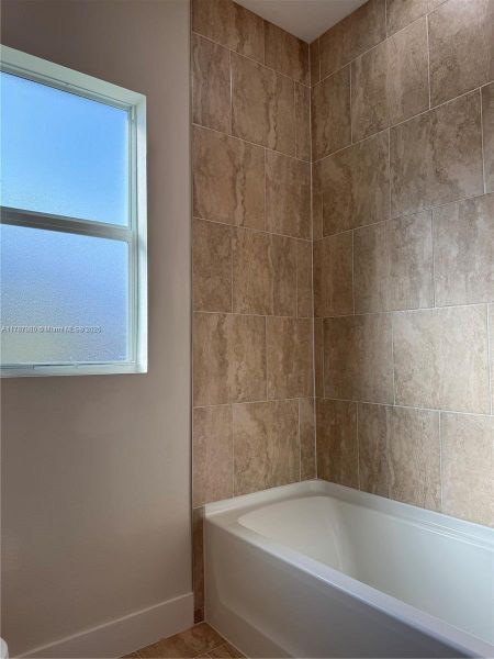 Spacious, unfurnished interior of a new home in , Labelle (Image 54).