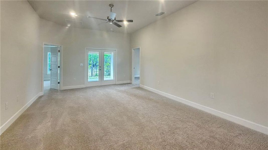 Spacious, unfurnished interior of a new home in Harmony Central, St. Cloud (Image 3). Spacious, unfurnished interior of a new home in Harmony Central, St. Cloud (Image 3).