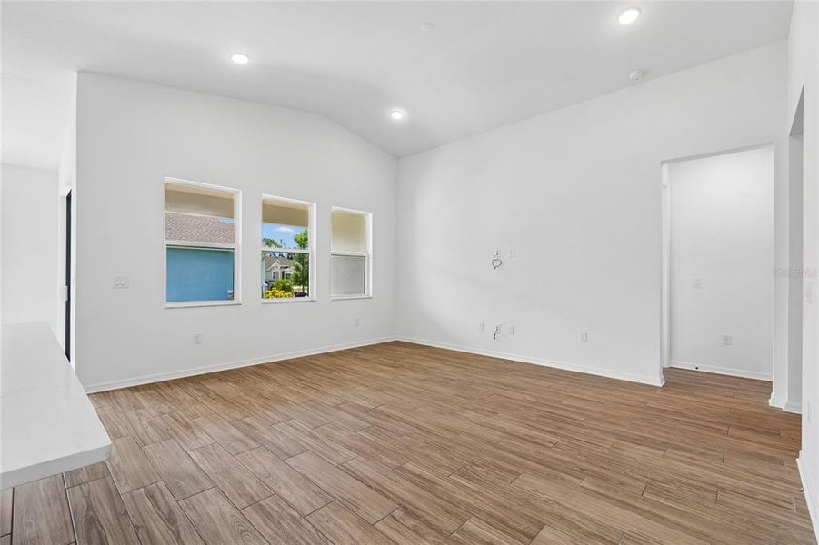 Spacious, unfurnished interior of a new home in Isles at Bayview, Parrish (Image 36). Spacious, unfurnished interior of a new home in Isles at Bayview, Parrish (Image 36).