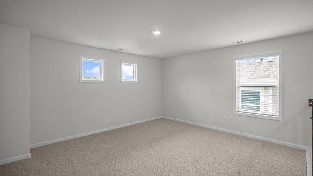 Spacious, unfurnished interior of a new home in Horton Park, Apex (Image 15).