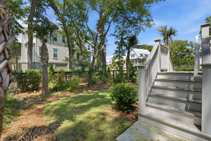 Exterior details and patio area of a home in , Johns Island (Image 4).