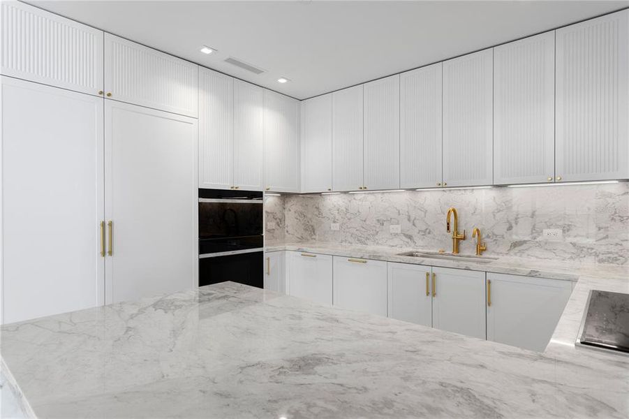 Image 89 of a home in .