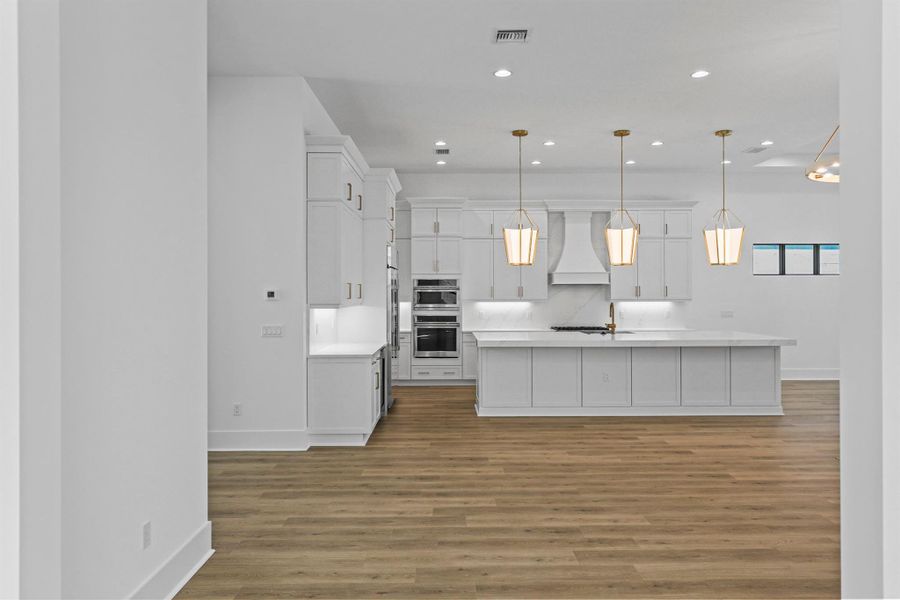 Spacious, unfurnished interior of a new home in Artistry Palm Beach, Palm Beach Gardens (Image 31).