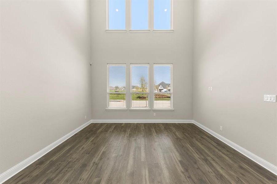 11. 3904 Keya - Family