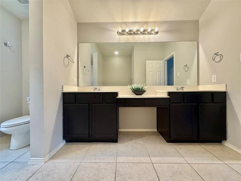 Furnished interior view inside a new home in , Forney (Image 15). Furnished interior view inside a new home in , Forney (Image 15).