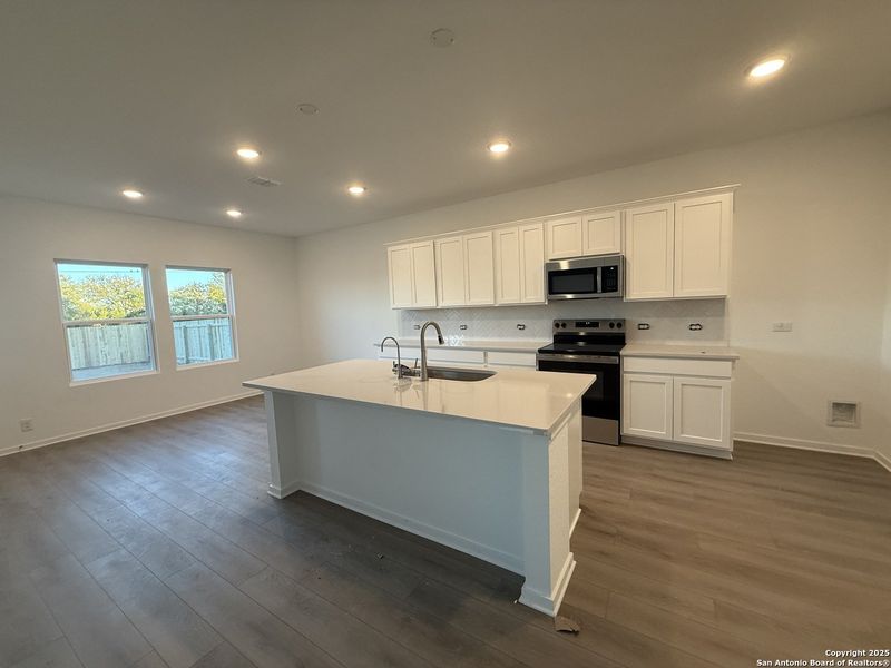 Furnished interior view inside a new home in Meadows at Hennersby Hollow 40's, San Antonio (Image 9). Furnished interior view inside a new home in Meadows at Hennersby Hollow 40's, San Antonio (Image 9).